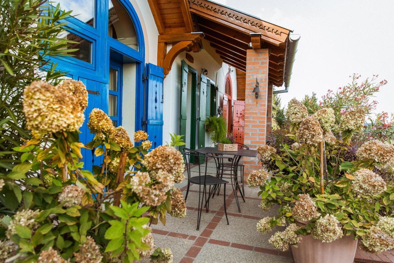 Bed and Breakfast Bagoly Pincesor Fogado Pécs Exterior foto