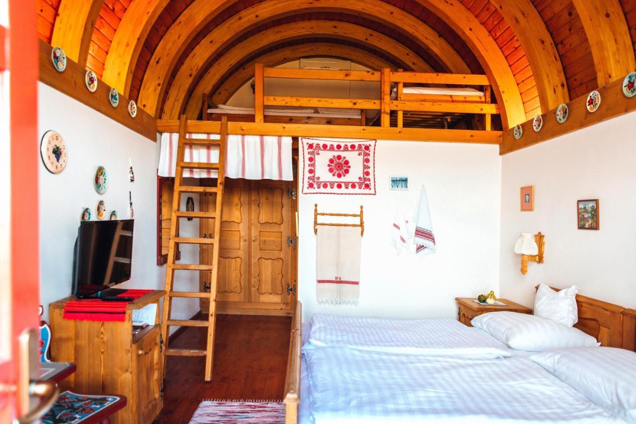 Bed and Breakfast Bagoly Pincesor Fogado Pécs Exterior foto