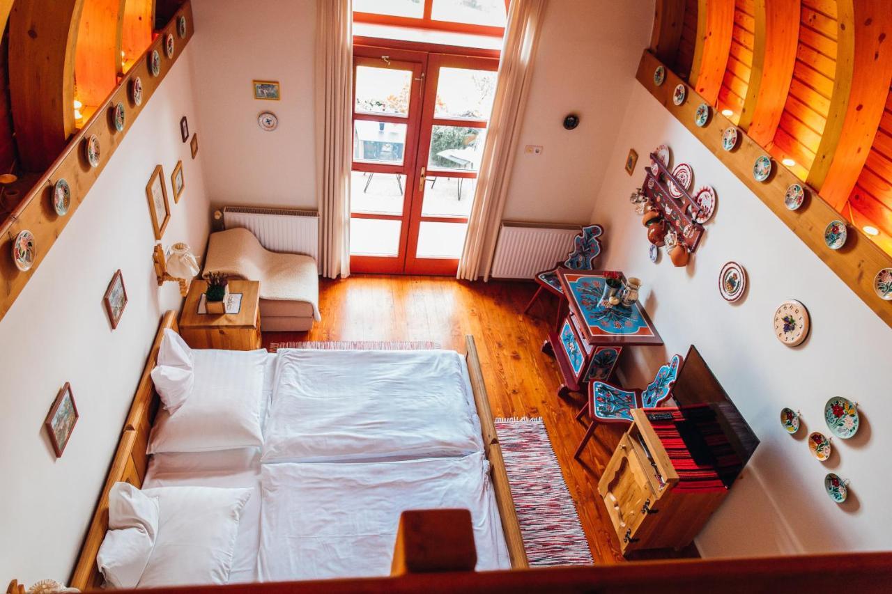 Bed and Breakfast Bagoly Pincesor Fogado Pécs Exterior foto